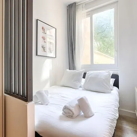 Republique Canal St Martin Charming *