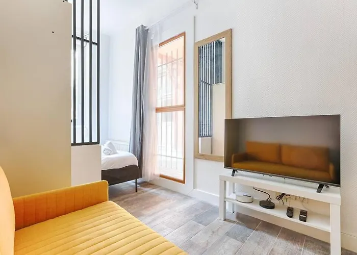 Appartement République Canal St Martin Charming